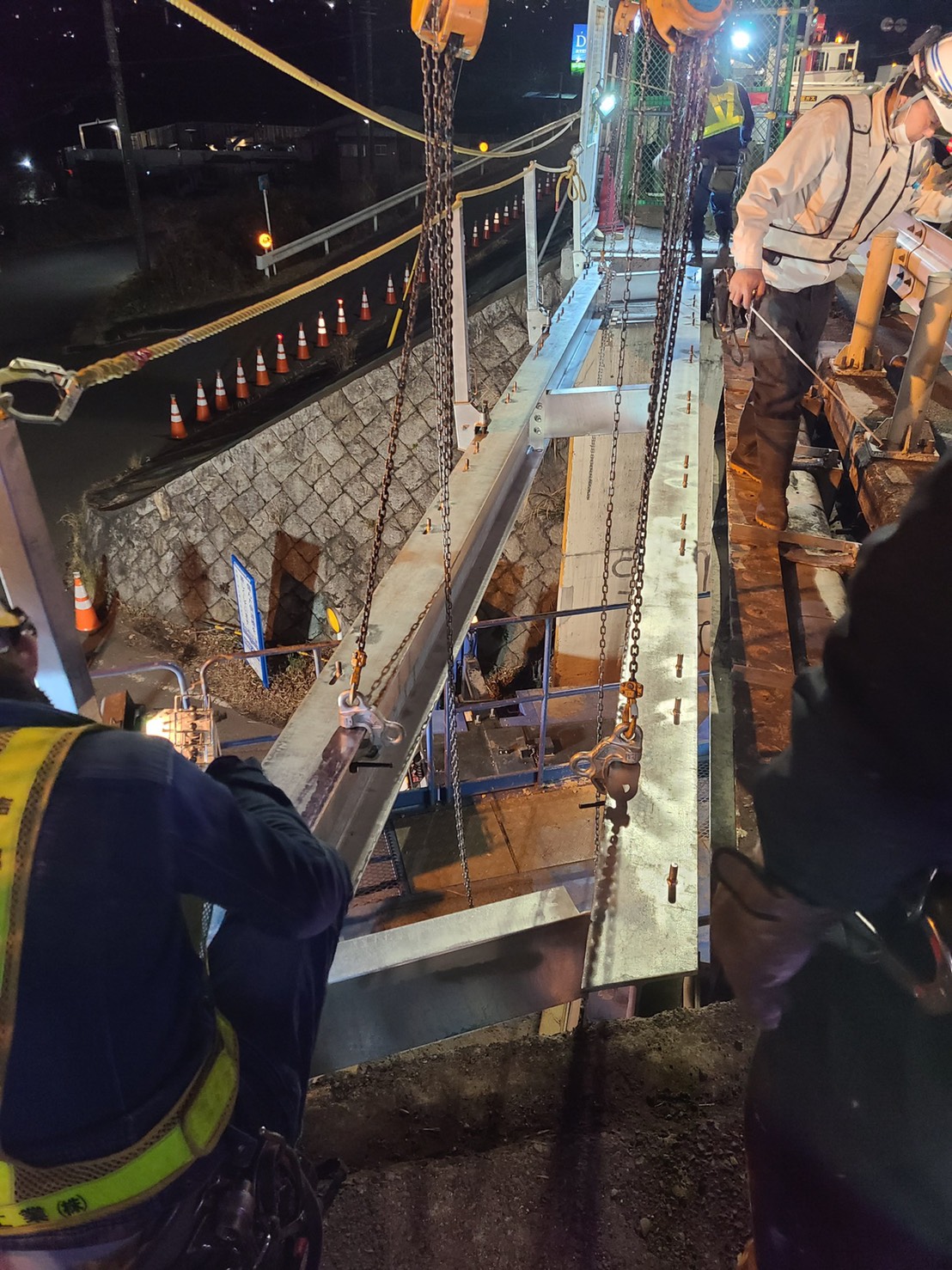 町田：人道橋を架けました！